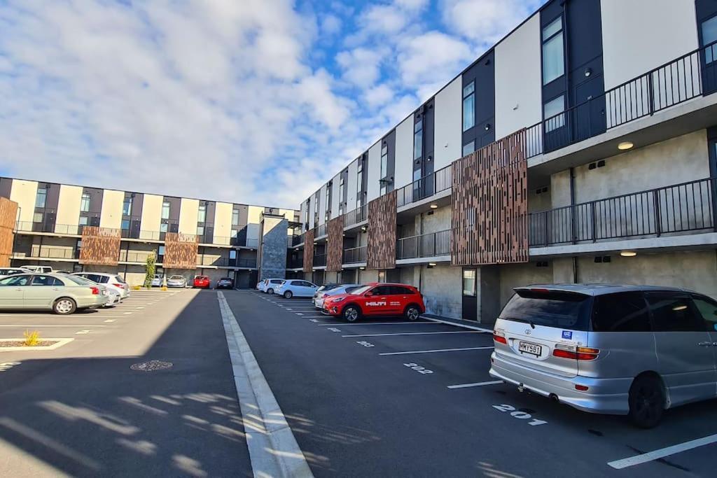 1 Bedroom City Base With Free Car Park Christchurch Esterno foto